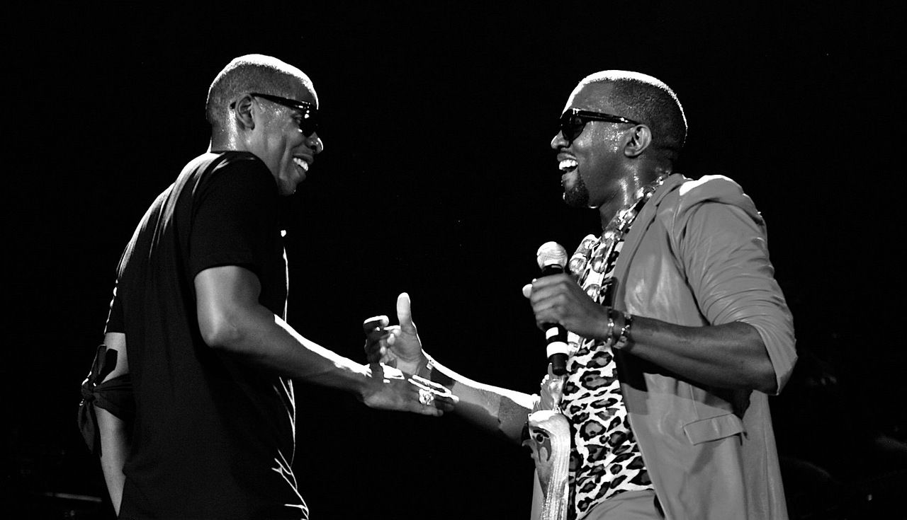 L'ex-duo emblématique du rap américain continue de s'émietter alors que Kanye West et Jay-Z sont près d'un clash par morceaux interposés.