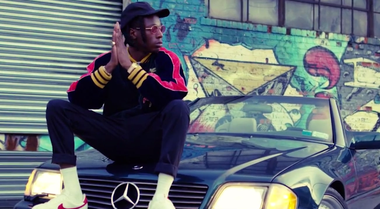Joey Bada$$ nous emmène en balade urbaine dans son clip "500 Benz"