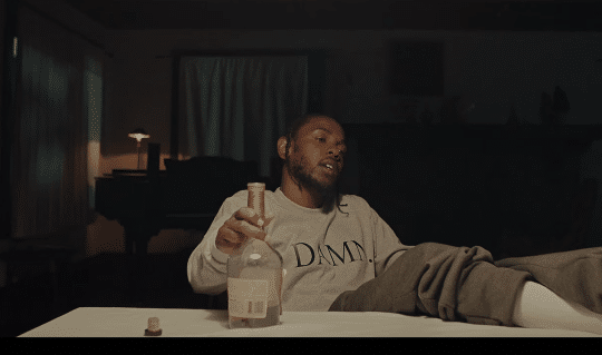 Kendrick Lamar dévoile le langoureux clip de "Love"