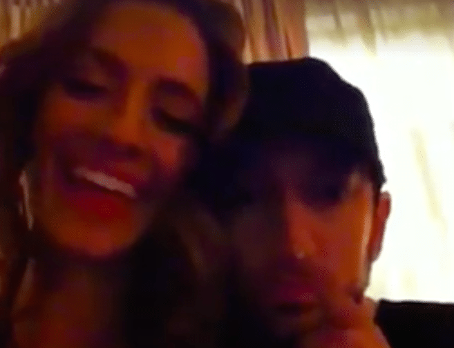 VIDÉO : Eminem a une nouvelle copine et le fait savoir en vidéo