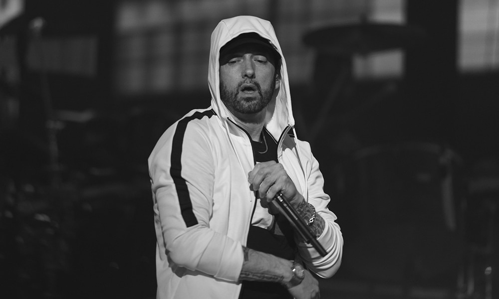 À l'instar de grands noms de l'industrie musicale, Eminem est tombé dans les dérives de la drogue, il fête aujourd'hui ses 10 ans de sobriété.