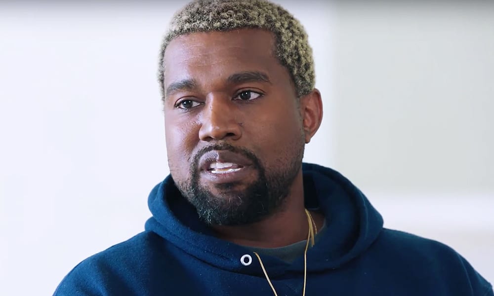 Kanye West déchaine la presse et les esprits depuis déjà quelques jours. Et c'est sa marque, Yeezy, en collaboration avec Adidas, qui risque d'en faire les frais.