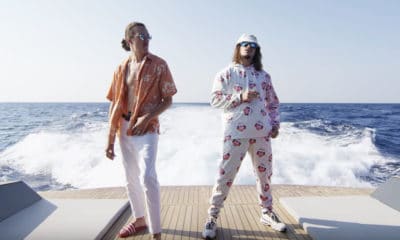 Lorenzo et Charles Vicomte baignent dans l'argent dans le clip de "Champagne & Pétou"