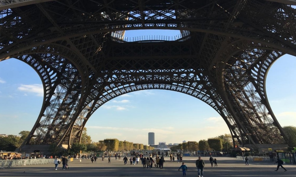 Vous pouvez désormais acheté un morceau de la Tour Eiffel