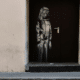 Indignation : l'oeuvre de Banksy en hommage aux victimes du Bataclan a été dérobée