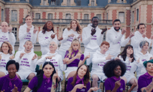 "Balance ton quoi" : l'ode au féminisme d'Angèle en image