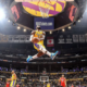 Le dunk hommage fou de LeBron James : «Kobe a pris possession de mon corps»