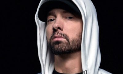 Bien connu pour accumuler les objets de collections, Eminem dévoile qu'il lui est arrivé de dépenser 600 dollars pour une cassette non ouverte du mythique premier album de Nas, Illmatic, sorti en 1994.